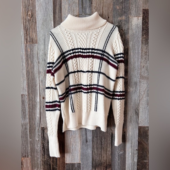 Vintage Huge Cable knit Turtle neck Sweater